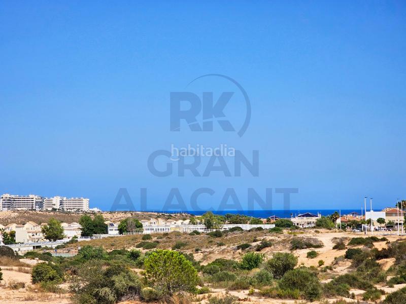 Foto 47bf8c0f-8f07-430f-a7cd-f209b1b04fe4. Chalet Monte y Mar bajo chalet independiente con piscina cerca del mar ! en Santa Pola