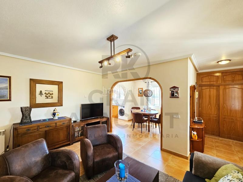 Foto 4ec64c83-a73f-4425-a452-41c06cd2847e. Chalet Monte y Mar bajo chalet independiente con piscina cerca del mar ! en Santa Pola