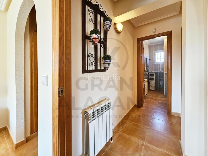 Foto 578943c0-8baa-460f-95c4-1103eab38b22. Chalet Monte y Mar bajo chalet independiente con piscina cerca del mar ! en Santa Pola