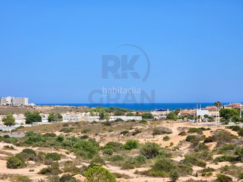Foto 619933b9-28ce-4c08-8ff5-3ee13772635b. Chalet Monte y Mar bajo chalet independiente con piscina cerca del mar ! en Santa Pola