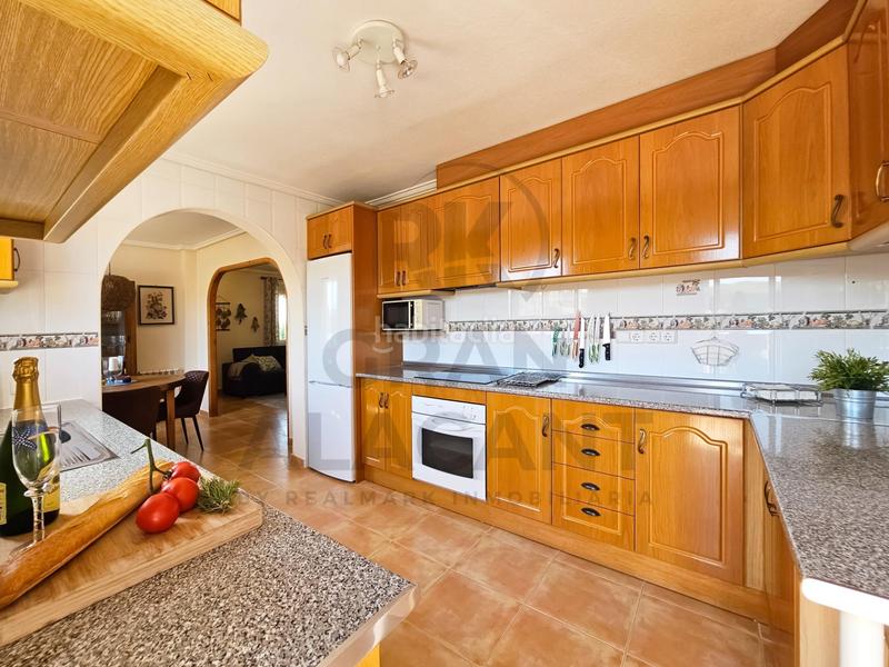 Foto afa002d5-3924-4cee-a34a-2cca71efc2b6. Chalet Monte y Mar bajo chalet independiente con piscina cerca del mar ! en Santa Pola