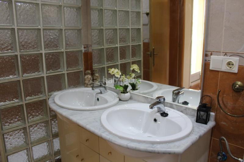 Foto 2275945a-3096-439a-b631-d170e3eaad38. Casa te presentamos una oportunidad única para vivir en Santa Pola