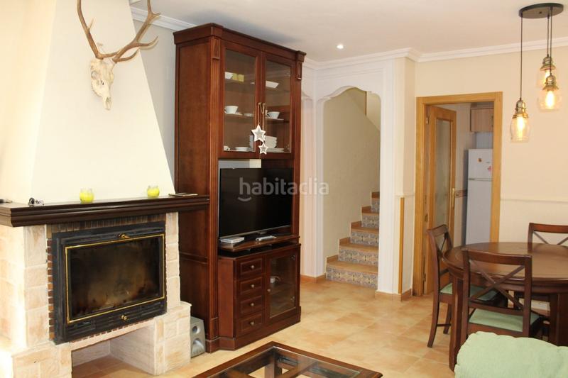 Foto be2153cc-99b0-41e8-97a3-9db847cad0e0. Casa te presentamos una oportunidad única para vivir en Santa Pola