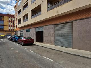 Local Comercial a Calle santisima trinidad 1. Local comercial torrellano