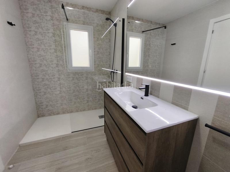 Foto 37f0f500-50a1-46ea-8b40-1a220b894bc0. Chalet  , urbanizacion terol, totalmente reformado 4 dormitorios, 3 baños uno en suite en Tibi