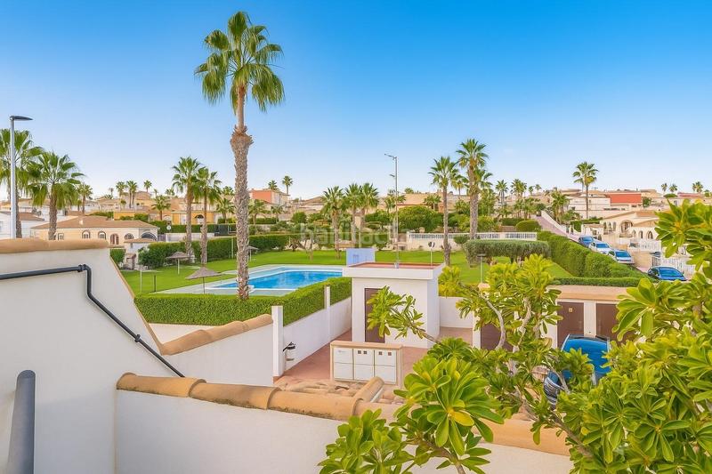 Foto 723a10cf-b067-46b6-8de7-c27d15d04acc. Maison avec chauffage parking piscine dans Monte y Mar Santa Pola