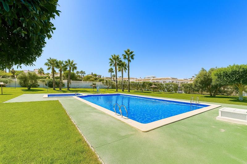 Foto cfb3179f-51e5-427a-8803-abf718a78fbe. Maison avec chauffage parking piscine dans Monte y Mar Santa Pola