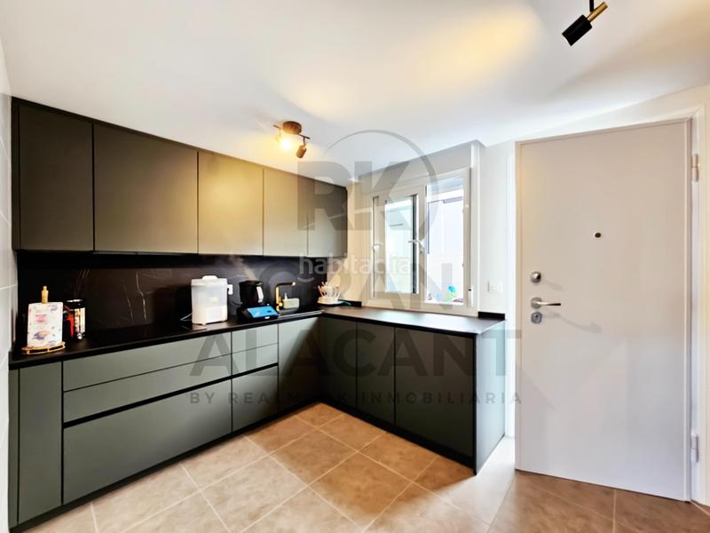 Foto 3ad18b32-8870-4e23-8833-32d48b70a453. Casa con parcheggio piscina in Monte y Mar Santa Pola