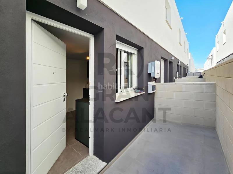 Foto 52288ac3-332a-47c5-9298-457680615c40. Casa con parcheggio piscina in Monte y Mar Santa Pola