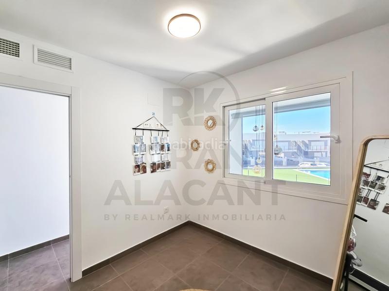 Foto 6fb3ddbe-c684-45e5-a115-adf609a3e47d. Casa con parcheggio piscina in Monte y Mar Santa Pola