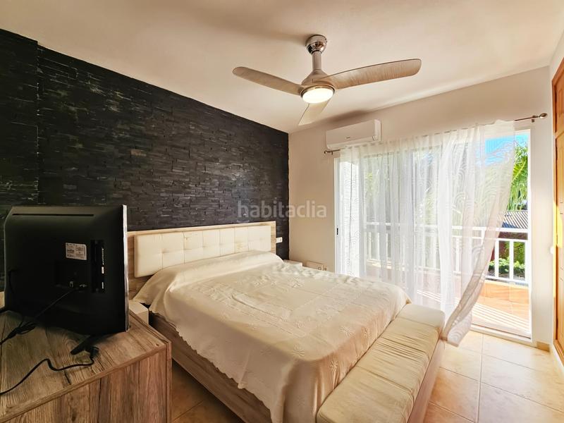 Foto 522fdad3-d409-4cc0-aa88-26a5f195e9bf. Haus mit parking in Monte Faro-Altomar II Santa Pola