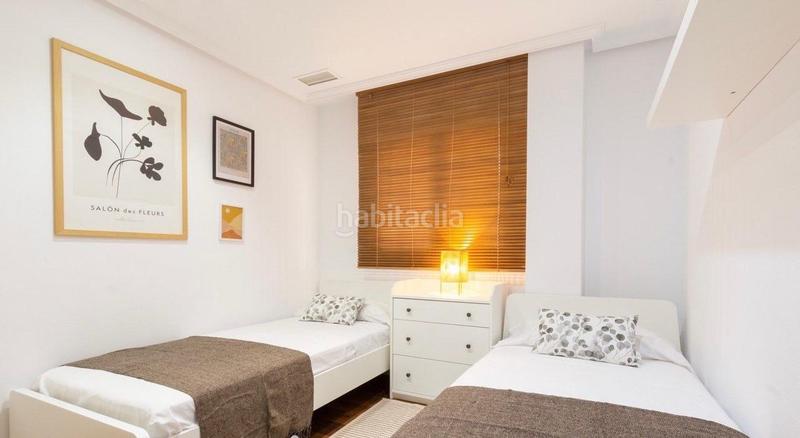 Foto 2f15b24b-3c24-4310-b9f3-05a4dfe9770b. Lloguer apartament amb calefacció aparcament piscina a Santa Pola