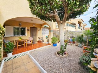 Haus in Novamar - Mediterráneo. Dúplex en urbanización cerca de la playa