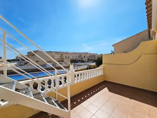 Apartamento  Escandinavia. Imperdible piso planta alta con vistas despejadas