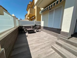 Alquiler Casa  Calle monte de sta pola. Disponible también en alquiler temporal  junio, julio y agosto
