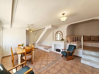Casa en Rioja la 18. Dúplex con vistas al mar en carabassi playa  4 dormitorios, gara