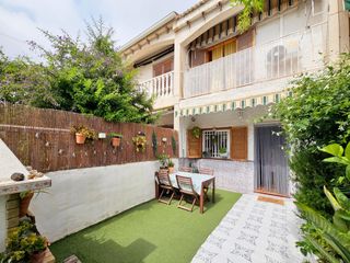 Haus in Panorama-Sierramar. Bungalow de 2 dormitorios con terraza, barbacoa y balcón en sier