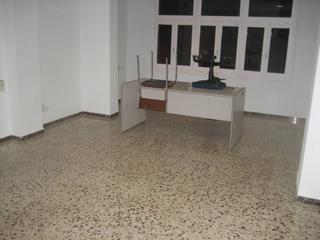 Lloguer Oficina  Avenida de chapi. Oficina en alquiler en elda