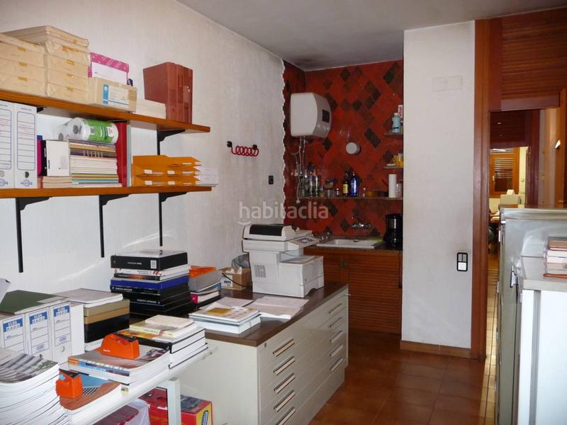 Foto b6c022db-44ba-43e3-891c-b30e11ab78b1. Business premise in medico cortes 2 in Sax