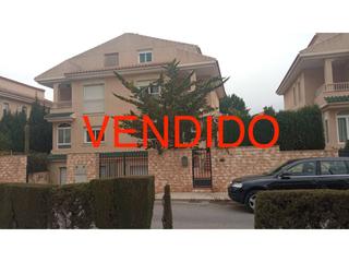 Casa  Calle chafarinas. Bungalow en venta en urbanización loma badá