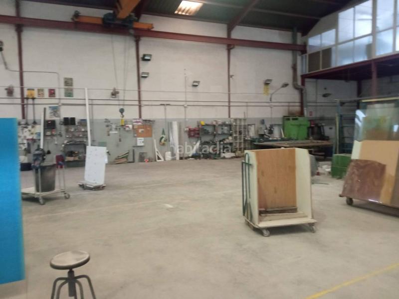 Foto 62831026-bc5f-48de-b686-921cae9cc8e7. Nau industrial a Petrer