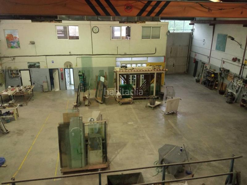 Foto 743b5ef1-57dd-432e-bc03-08bfc720e3e6. Nau industrial a Petrer