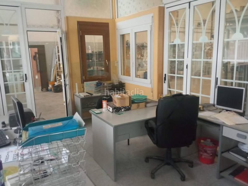 Foto 8c8fda1d-f1f3-4372-b9e3-116a638cc2f0. Nau industrial a Petrer