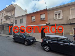 Maison à San crispín 19. Venta de casa en elda