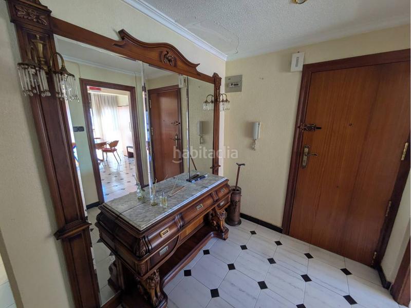 Foto a40be12c-1677-401d-8b9f-bf08d54c78da. Piso venta de piso en Plaza Castelar - Mercado Central Elda