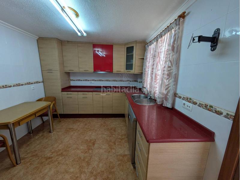 Foto fa51f06a-160c-4032-95de-89767f49a44c. Piso venta de piso en Plaza Castelar - Mercado Central Elda