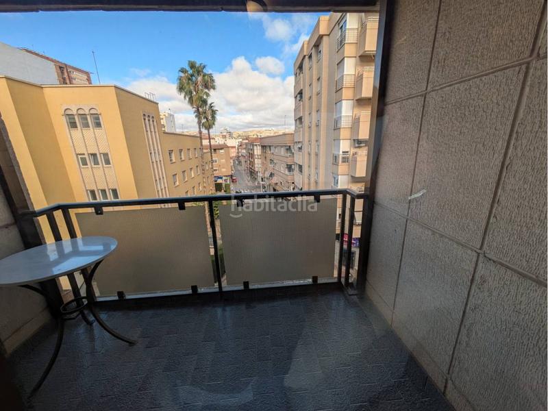 Foto b2c3dcad-1801-4c34-a654-e4791a94fae6. Etagenwohnung in Plaza de Toros-Avenida Chapí-Trinquete Elda