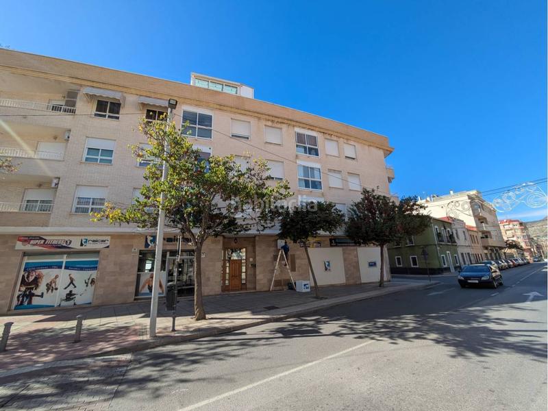 Foto 858a01fa-db28-4a35-978c-a6f679a07ef8. Flat with parking in Centro Elda