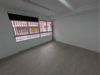 Alquiler Oficina  Calle enfermera manolita candel pérez. Alquiler de oficina en elda