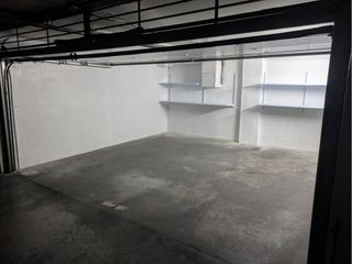 Parking coche  Calle cura abad 24. Garaje en venta en elda