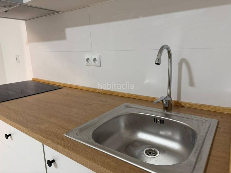 Foto a203af0d-65c7-4686-8274-b326a5db54b6. Casa a Centro Elda