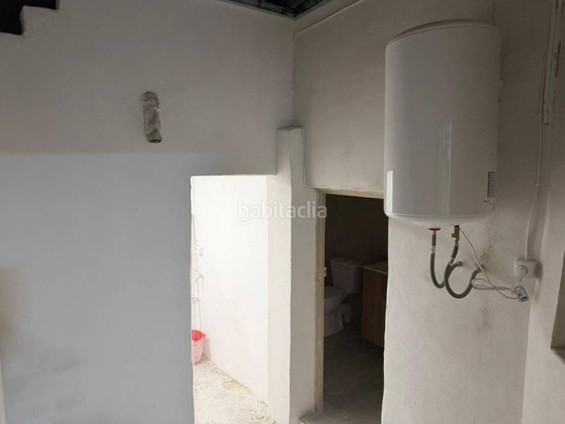 Foto a3b6e3af-f331-4d87-9deb-2f4ba7ec7546. Casa a Centro Elda