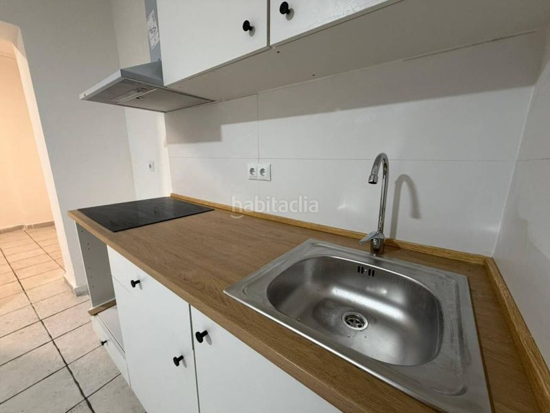 Foto ad20e1ae-96c9-43b5-b2f6-aa8a4ba61be5. Casa a Centro Elda