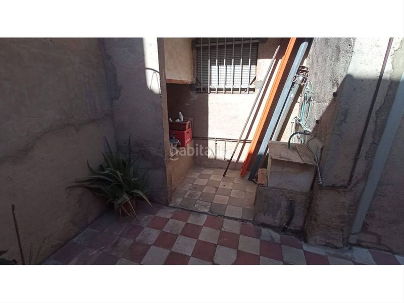 Foto 4d3bd2c5-fa8d-44b2-9a21-5ecc023789d0. Chalet con riscaldamento in Centro Elda
