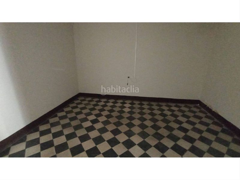 Foto a43e1114-78da-439f-83eb-fd4ae07e862f. Chalet con riscaldamento in Centro Elda