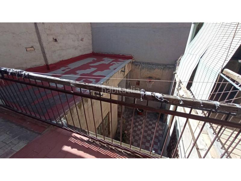 Foto f0b3fc5e-5d09-43ba-8572-1265ea89c981. Casa  unifamiliar en venta en Centro Elda