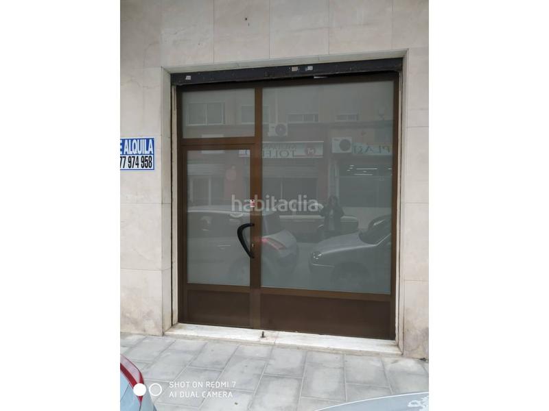 Foto b0c8f0fc-22bc-40f9-a06d-a9fb27d64327. Local comercial local en venta en Plaza de Toros-Avenida Chapí-Trinquete Elda