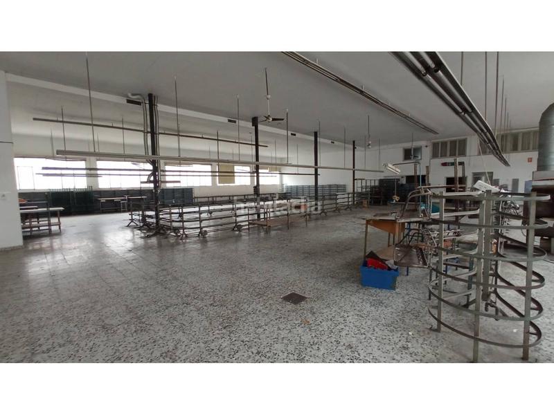 Foto 5709d8bc-26b0-4abf-b324-a349e315621a. Nau industrial a San Crispín-Huerta Nueva-Estación Elda