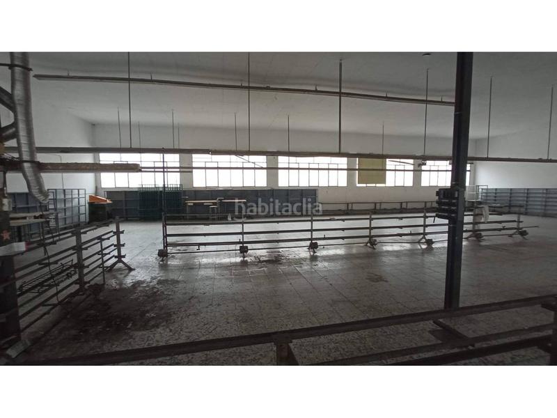 Foto fc2904f7-a8ec-47c8-b2a4-f7bfc52ab915. Nau industrial a San Crispín-Huerta Nueva-Estación Elda