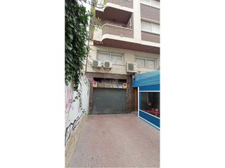 Lloguer Aparcament cotxe a Reina victoria 2. Parking en alquiler en elda