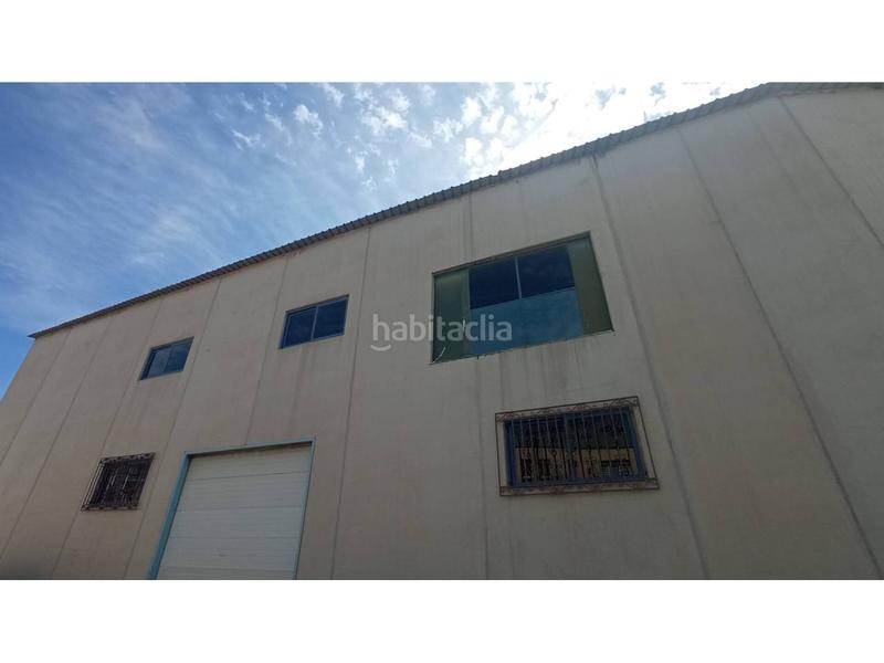 Foto d690366d-a1cb-41c3-965c-169c9efb3717. Capannone industriale in Campo Alto-Club de Campo Elda