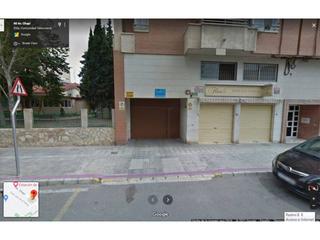 Aparcament cotxe a Avda chapí 69. Garaje en venta en elda