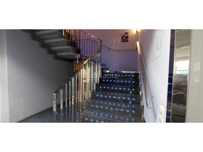Foto c04d47eb-b635-4dc6-a59a-b9b90e4d554c. Bureau dans jaime balmes 68 dans Petrer