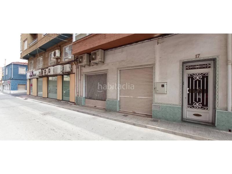 Foto dac9e213-cd15-42b7-96f0-4ae298a8ce1a. Bureau dans jaime balmes 68 dans Petrer