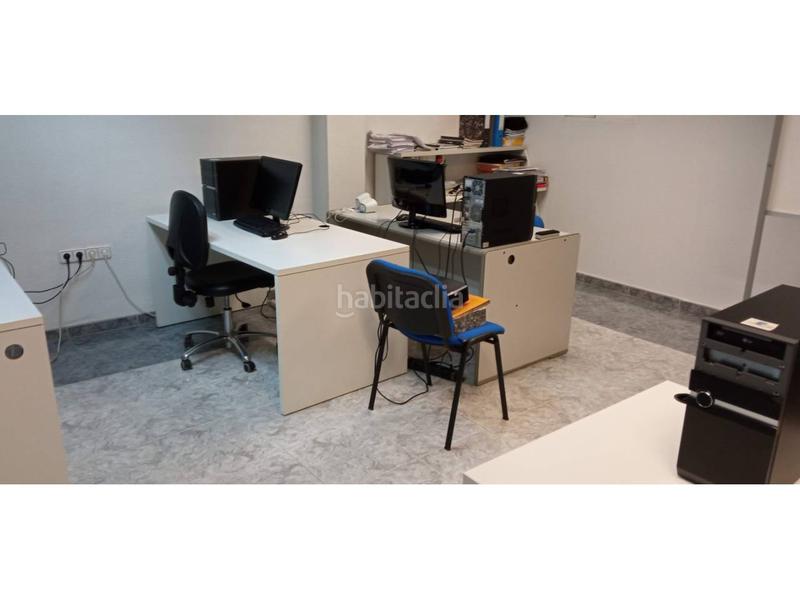 Foto f906921a-3500-4a01-9dea-ef4c8694b89c. Bureau dans jaime balmes 68 dans Petrer