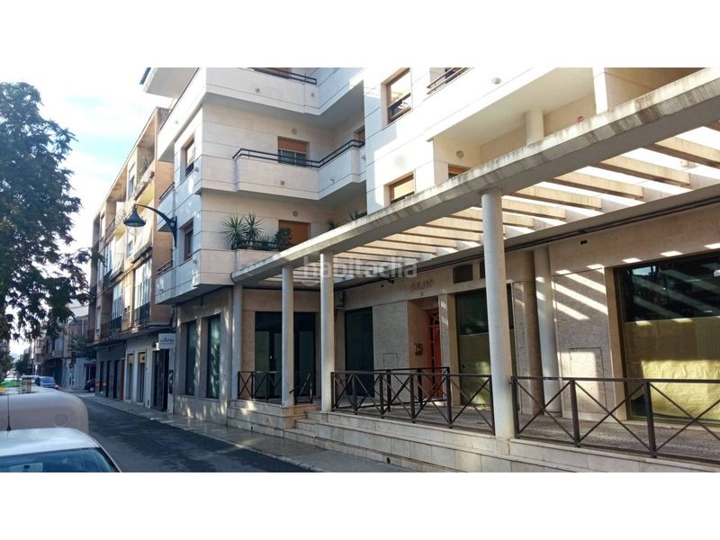 Foto 695268df-808c-4785-94e1-dbcee71e0663. Local comercial a Plaza de Toros-Avenida Chapí-Trinquete Elda